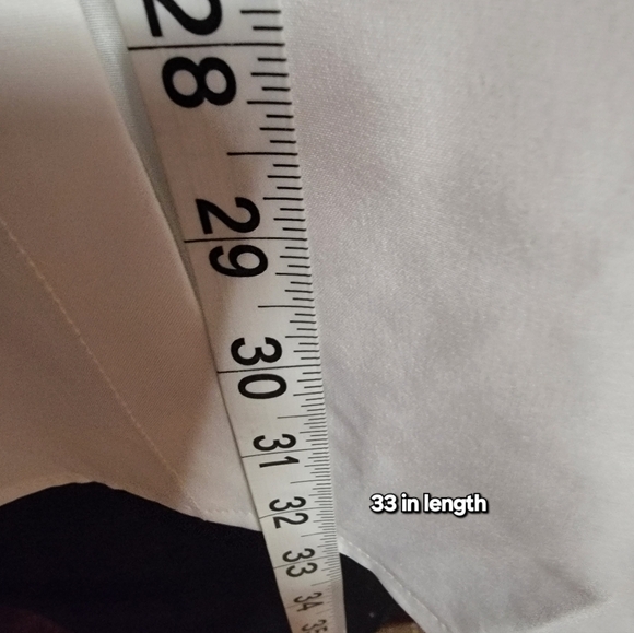 White XLong Button-Up Shirt - Picture 3 of 6
